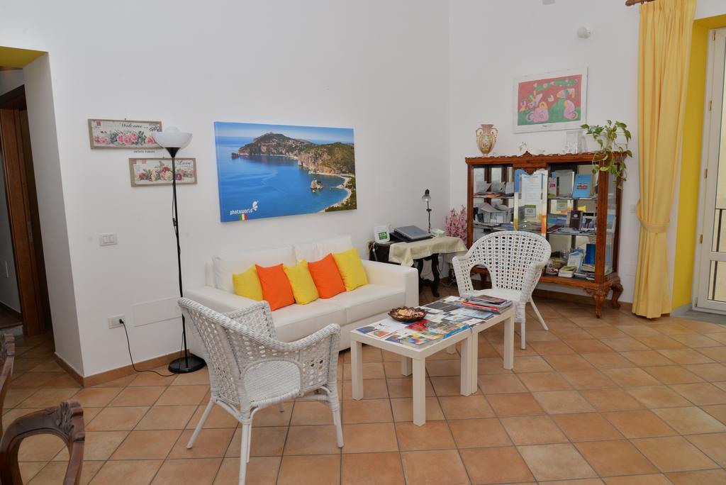 Casa Lungomare Bed & Breakfast Salerno Eksteriør bilde