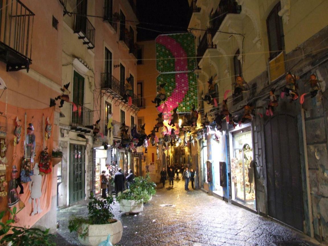 Casa Lungomare Bed & Breakfast Salerno Eksteriør bilde